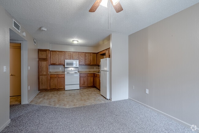 1BR, 1BA - 500SF - Casa Retirement Community - 62+ Senior