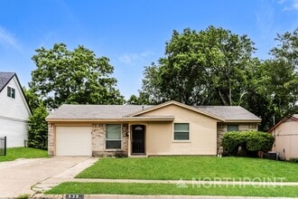 Building Photo - 539 Golden Meadows Ln