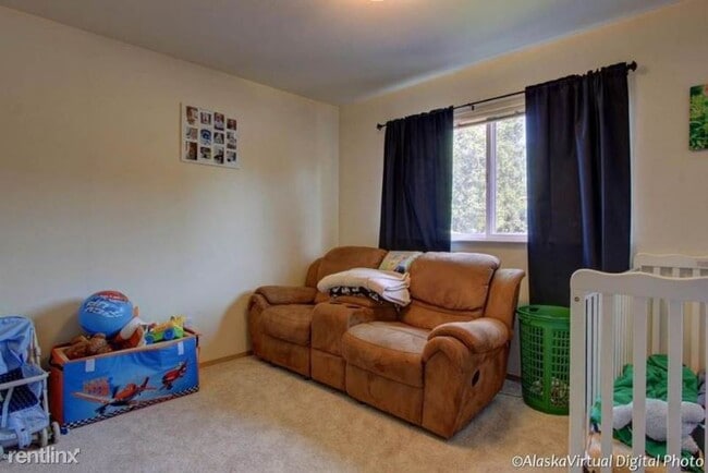 Building Photo - 3 br, 2 bath House - 3910 Sycamore Loop