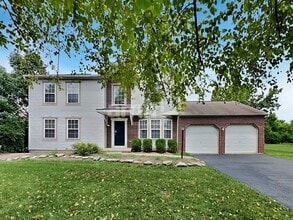 Building Photo - 357 Pinecrest Ct