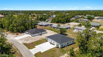 Building Photo - 4782-4784 Nelson Dr