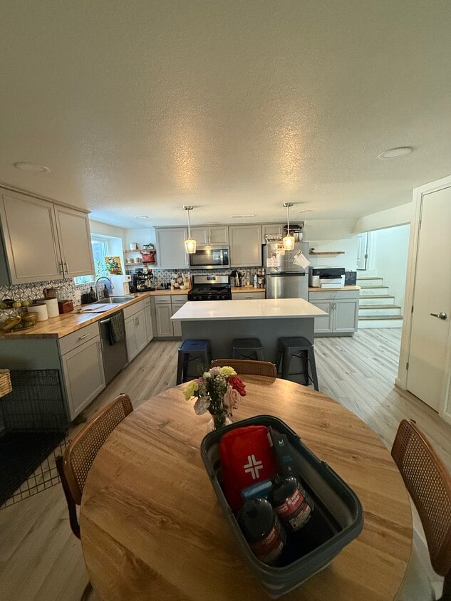 Foto principal - 1140 NE Oak Tree Dr