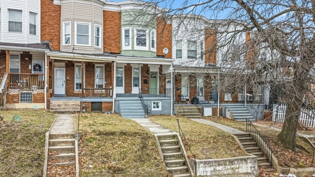 Building Photo - 2906 Clifton Ave