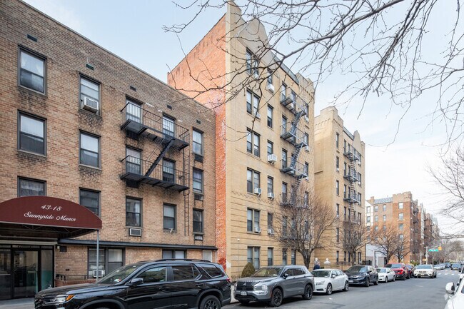 Building Photo - 43-10 44th St