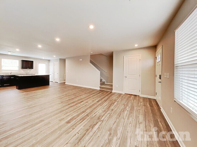 Foto del edificio - 979 Sequoia Dr