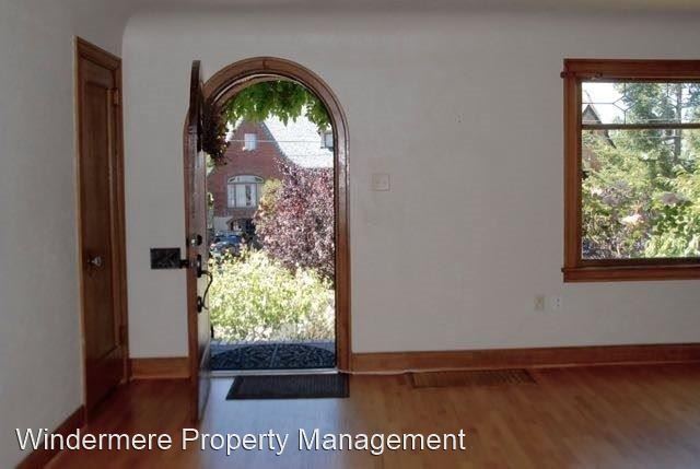 Building Photo - 3 br, 2 bath House - 612 HIGH AVENUE