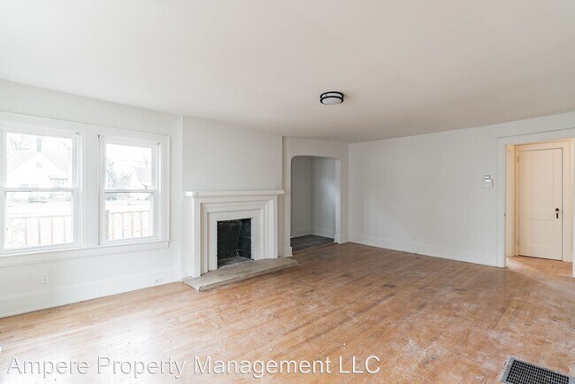 Building Photo - 3 br, 2 bath House - 408 S Saint Marks Ave