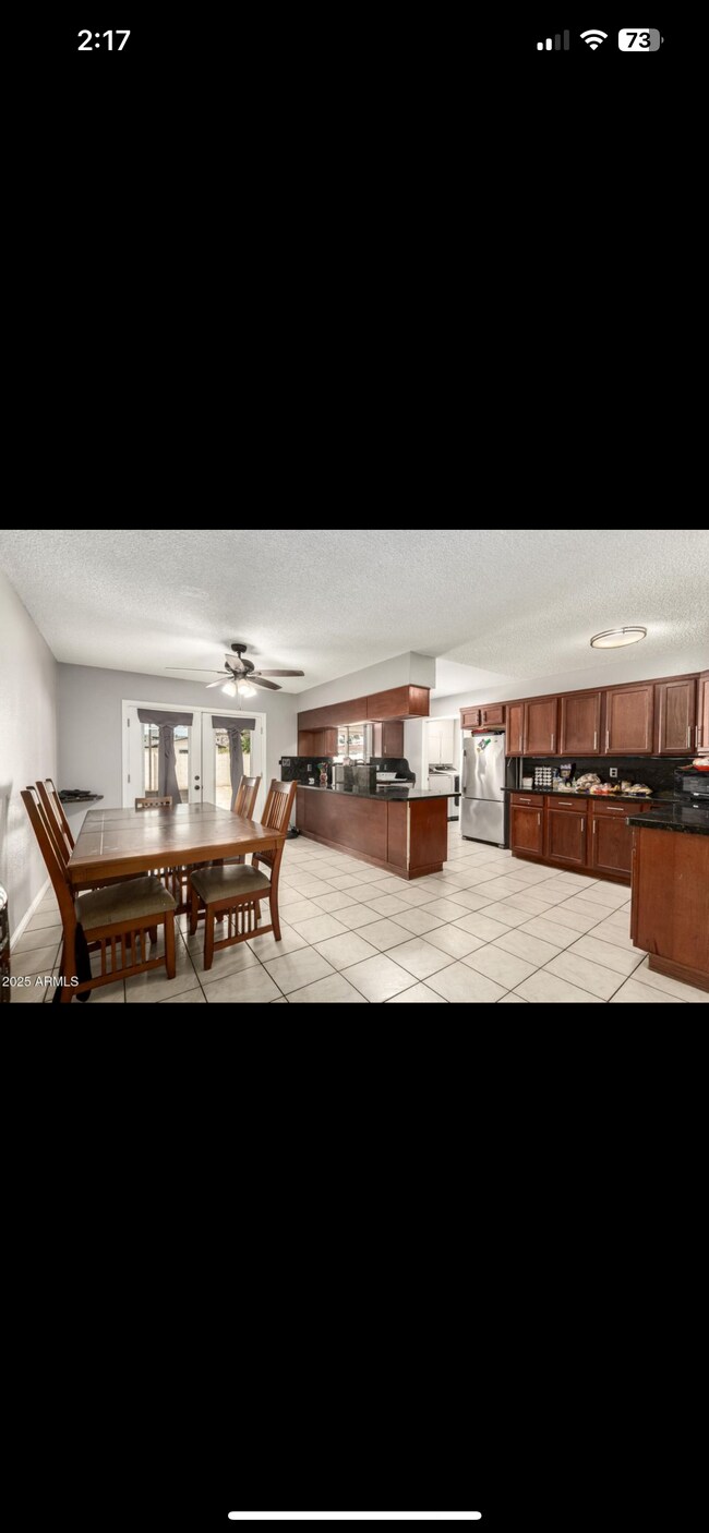 Foto del edificio - 6426 W Lamar Rd