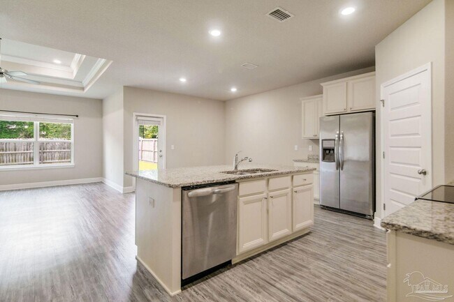 Foto del edificio - 10880 Deer Run Blvd