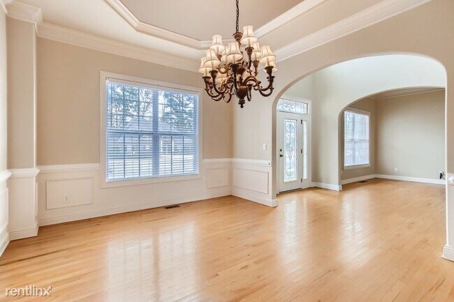 Building Photo - 5 br, 4.5 bath House - 295 Langshire Dr UNIT