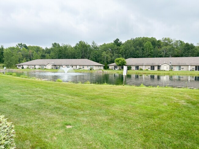 Foto del edificio - WARRINGTON ESTATES