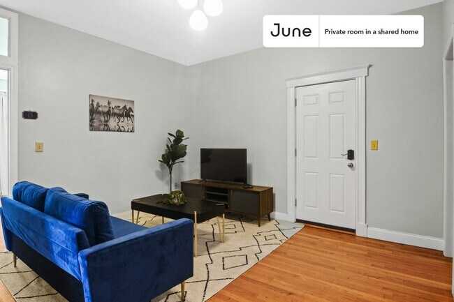 Foto del edificio - Room in Shared 4 bed/1 bath home