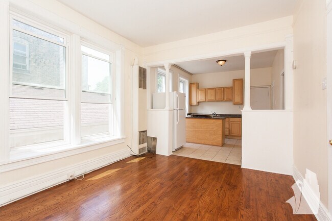 Foto del edificio - 1310 N Artesian Ave