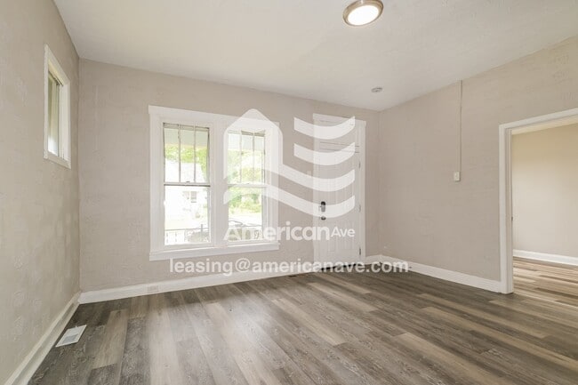 Foto del edificio - 6532 Corbitt Ave
