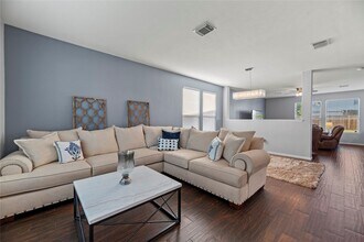 Building Photo - 19606 Yaupon Ranch Dr