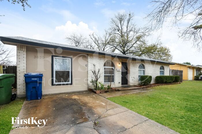 Primary Photo - 3630 Williamsburg Dr