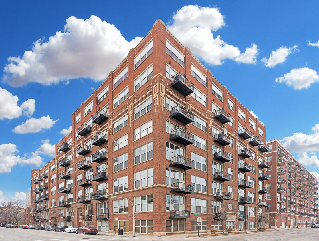 Foto principal - 1500 W Monroe St