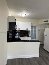 Building Photo - 4721 NW 33rd Ave