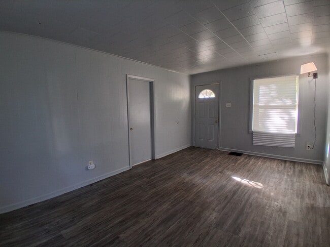 Foto del edificio - 1323 N Sheridan St