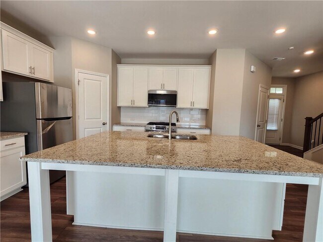 Foto del edificio - 3451 Park Pointe Cir