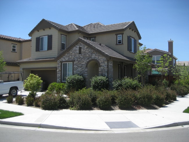 Building Photo - 2329 Keats Ln