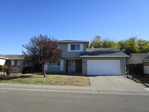 Building Photo - 833 Scoter Way