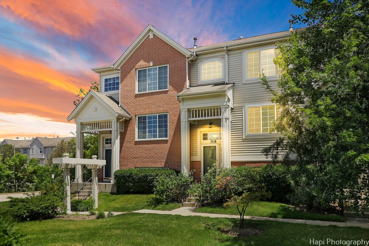 Primary Photo - 719 Hanbury Dr