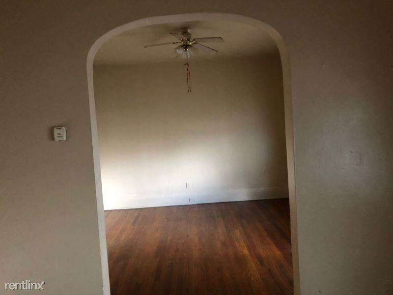 Foto principal - 8621 Denison Ave