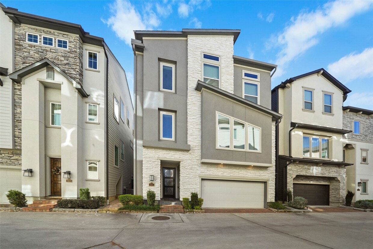 Foto principal - 2625 Fountain Key Blvd