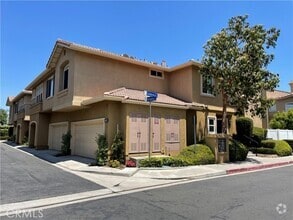 Building Photo - 2825 N Chevington Ct