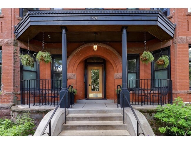 Foto del edificio - 1520 Elliot Ave S