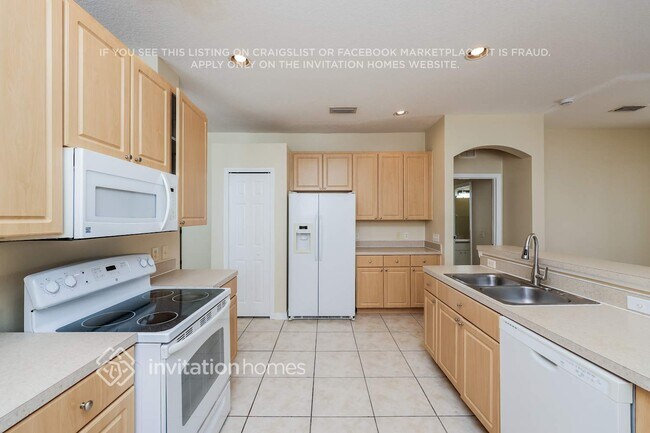 Foto del edificio - 3231 70th Ct E