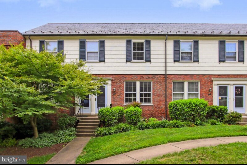Foto principal - 1400 S Barton St