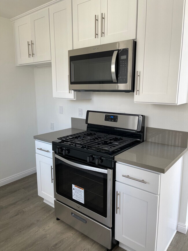 Foto del edificio - 3760 Midvale Ave