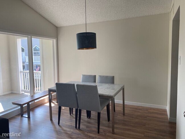 Foto del edificio - 3424 S Locust St