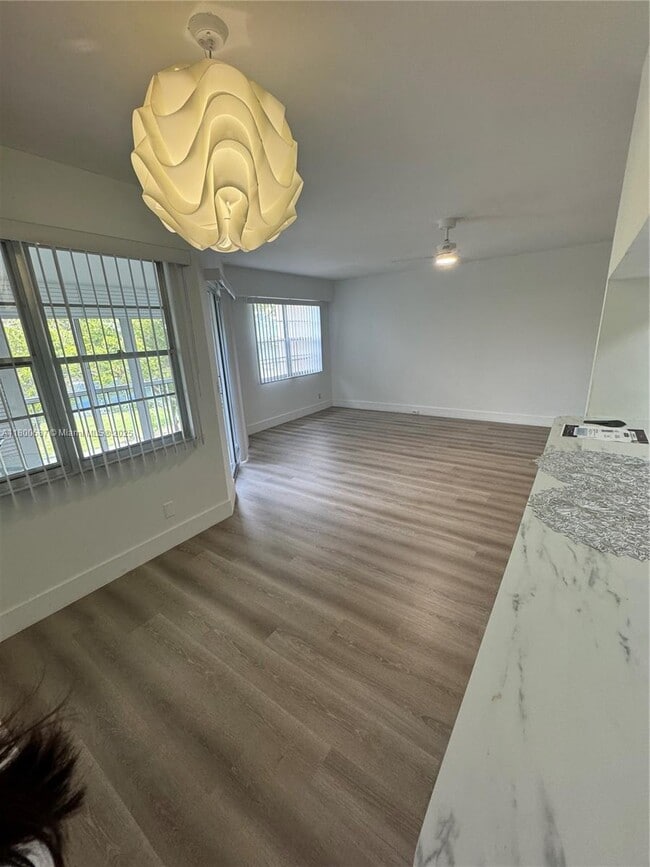 Foto del edificio - 12850 SW 4th Ct