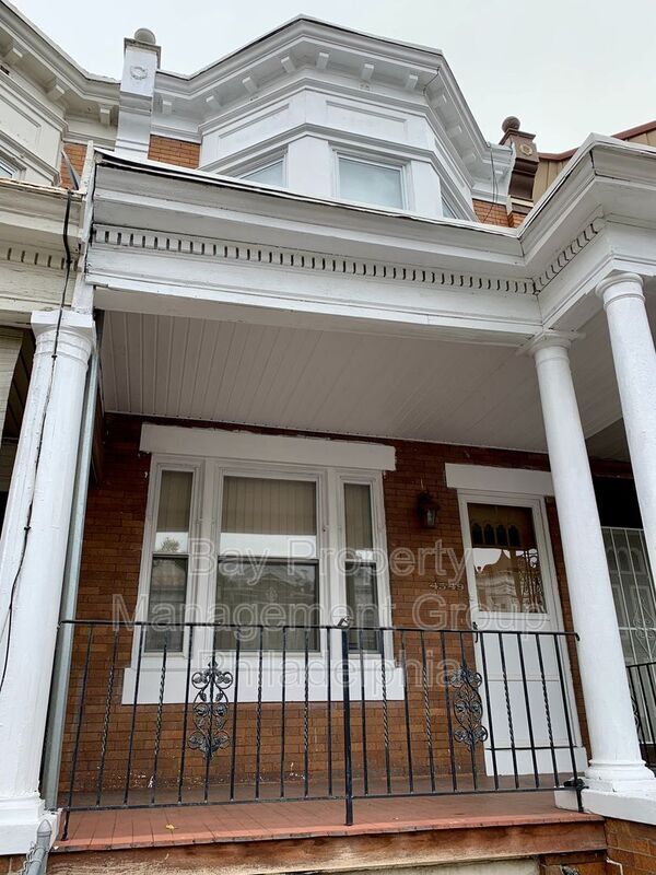 Primary Photo - 4549 N 13th St