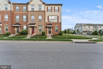 Building Photo - 7719 Duncannon Ln