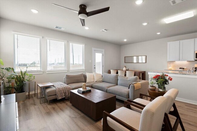 Foto del edificio - 1530 McKinney Dr