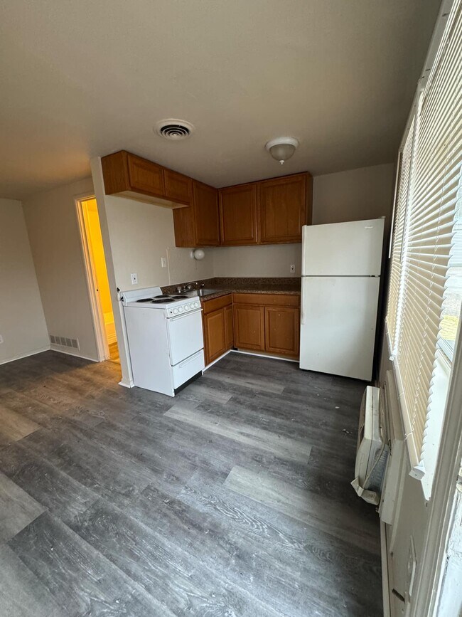 Foto del edificio - 5831 Stieren Dr