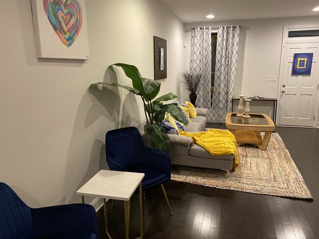 Foto del edificio - 1012 McDonogh St