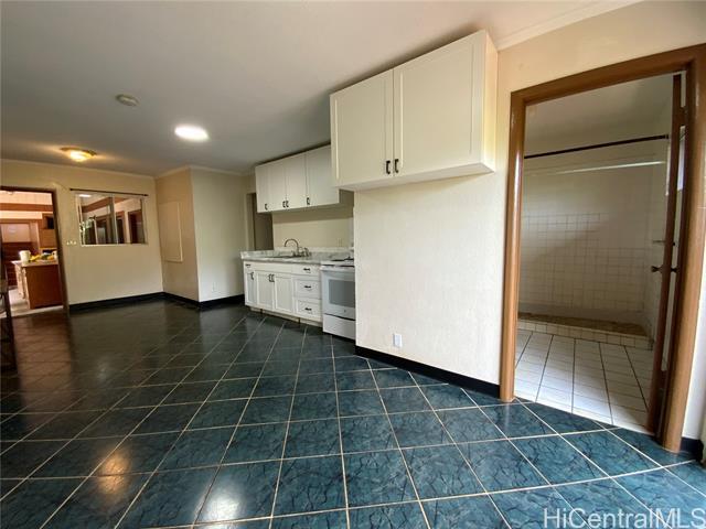 Foto del edificio - 66-942-942 Kamakahala St