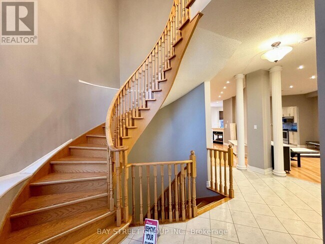 Photo du bâtiment - 69 Princeton Ave