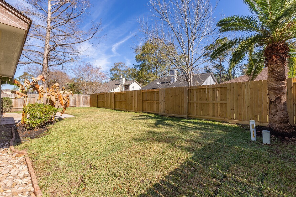 Foto del edificio - 5442 Garden Village Dr