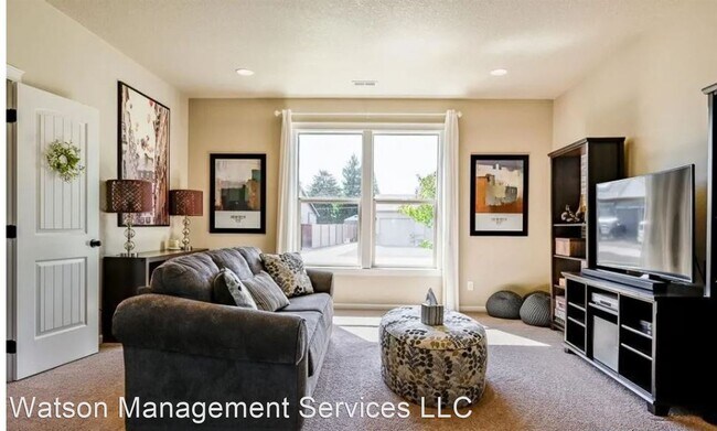 Foto del edificio - 3 br, 2 bath House - 6639 NE Noel Lane