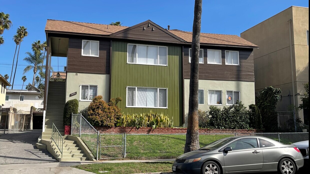 Foto principal - 970 Elden Ave