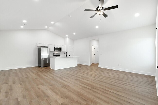 Foto del edificio - 625 Briarbrook Ln