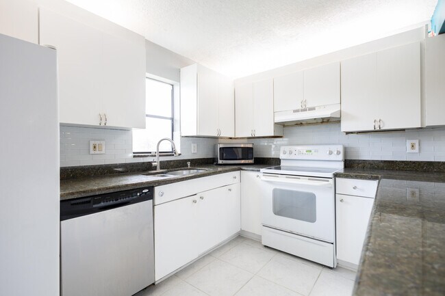 Foto del edificio - 9460 SW 61st Way