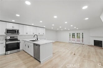 Building Photo - 23821 Hillhurst Dr