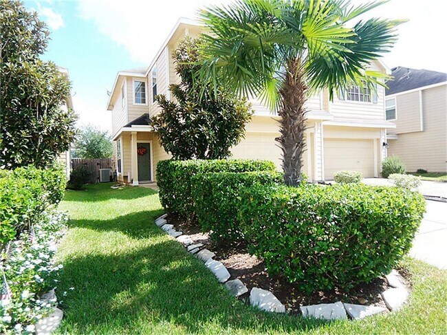 Foto del edificio - 6130 Morningshire Ln